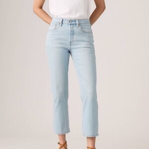 Levi’s Light Denim 501 Crop Jeans